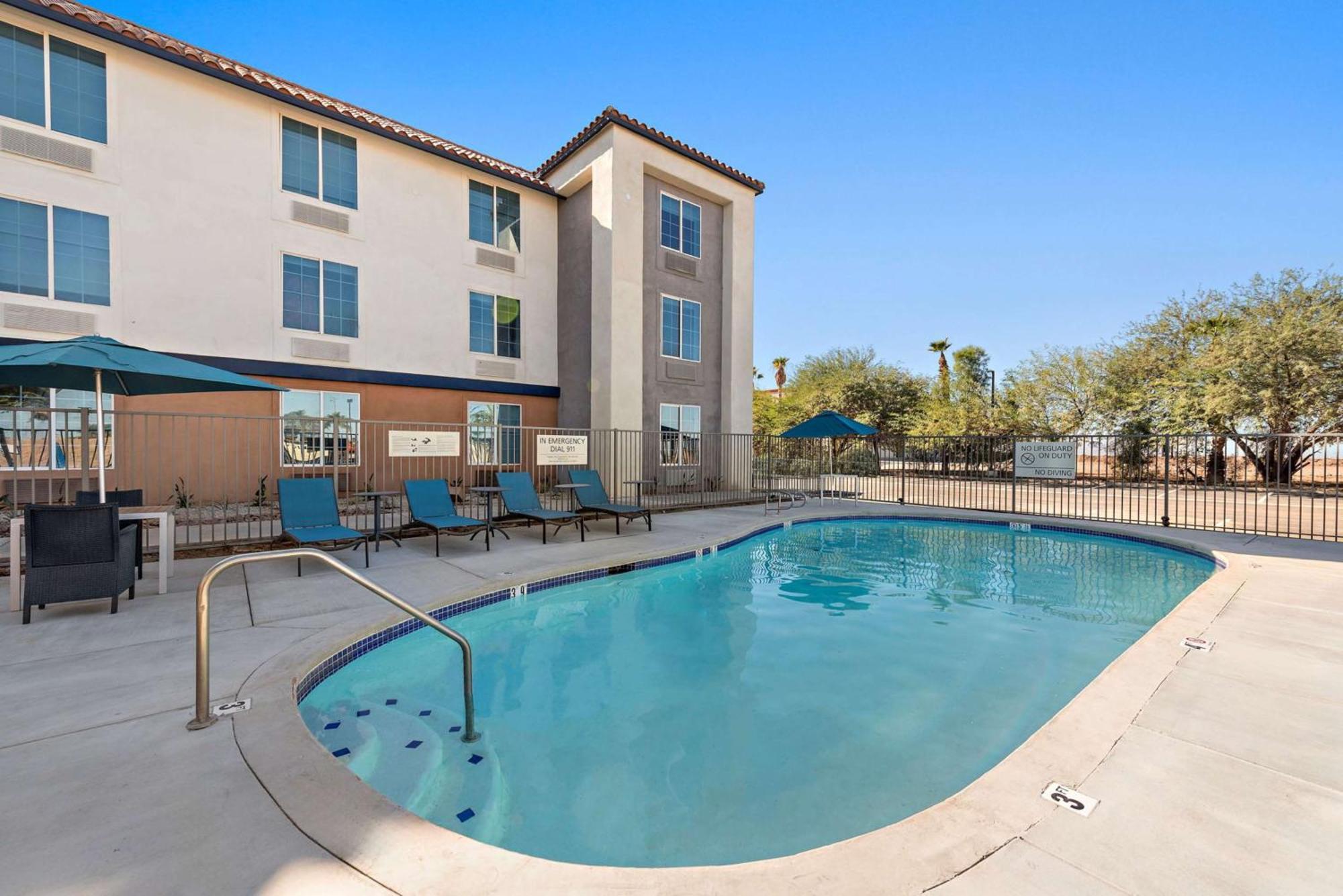 Hampton Inn By Hilton Calexico Exterior foto